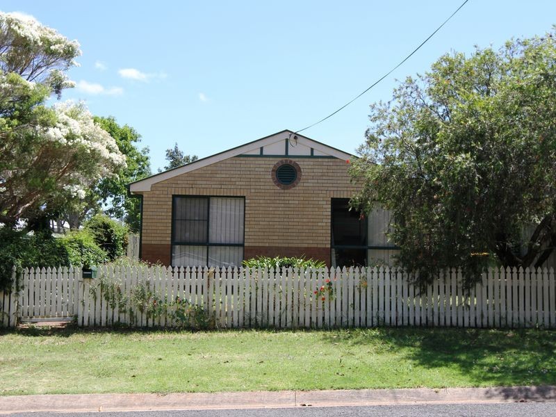 7 Queen Street, East Toowoomba QLD 4350