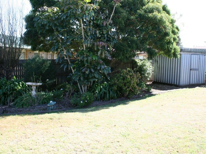 9 Lacebark Court, Glenvale QLD 4350