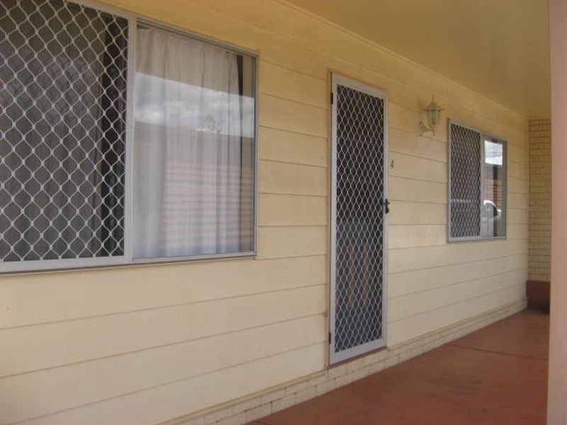 4/267b Geddes Street, Centenary Heights QLD 4350