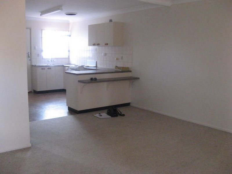 4/267b Geddes Street, Centenary Heights QLD 4350