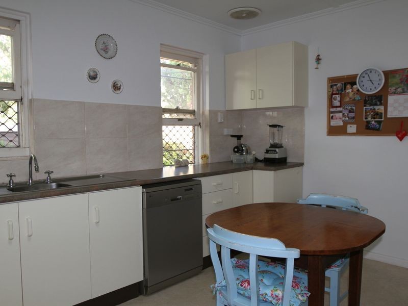 29 Weetwood Street, Newtown QLD 4350