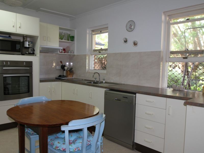 29 Weetwood Street, Newtown QLD 4350