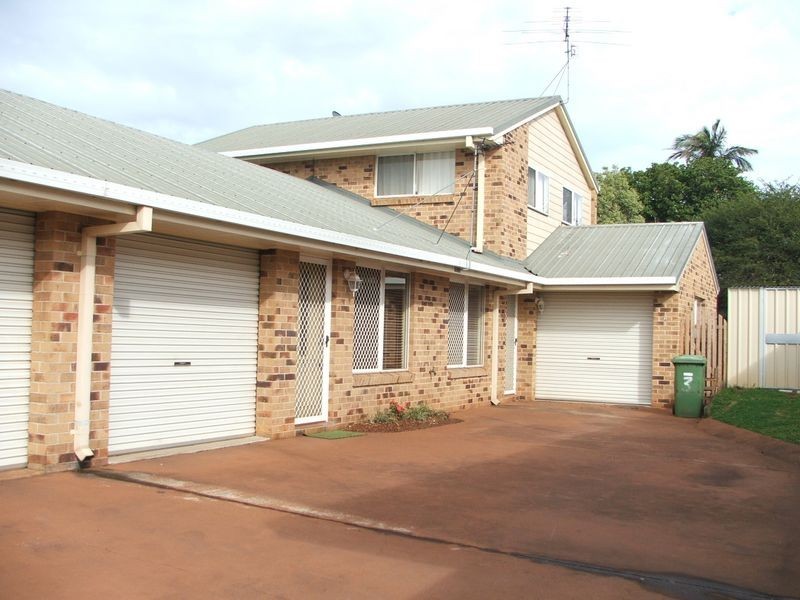 2/377 West Street, Toowoomba QLD 4350