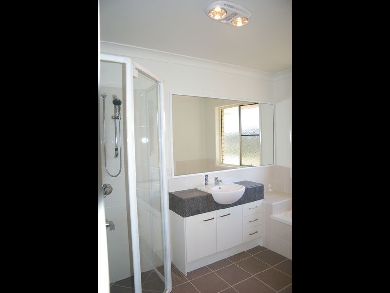 9 Willis Road, Meringandan QLD 4352