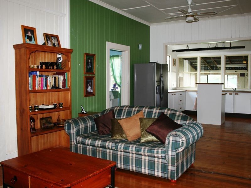 12 Henderson Street, Toowoomba QLD 4350