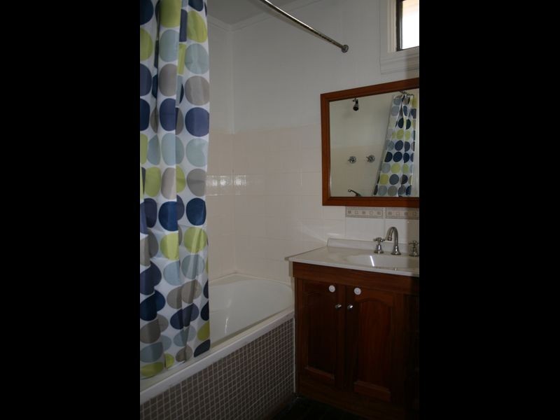 12 Henderson Street, Toowoomba QLD 4350