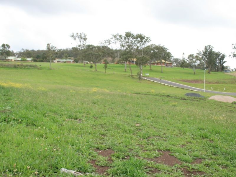 3 Huon Drive, Glenvale QLD 4350