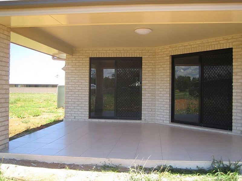 54 Sommerfeld Crescent, Chinchilla QLD 4413