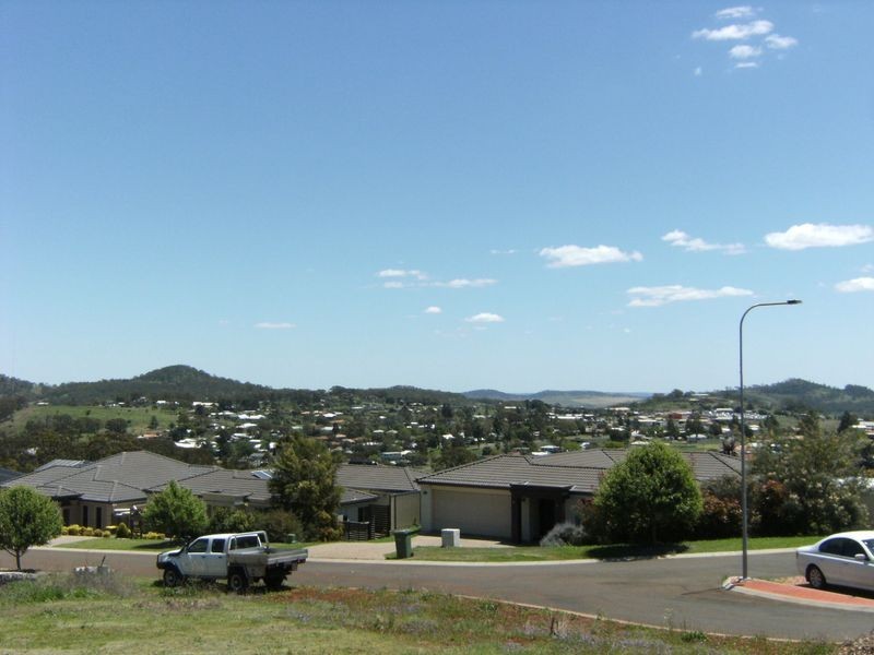 4 Samuel Court, Toowoomba QLD 4350