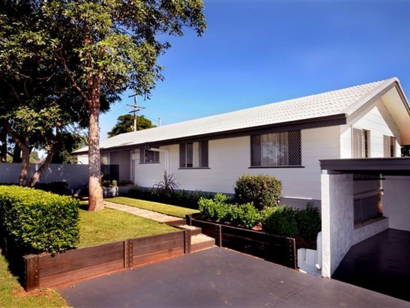 3 Mchardy Street, Centenary Heights QLD 4350