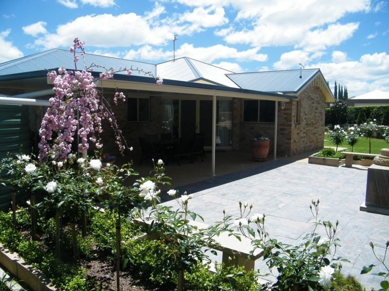 4 Corella Street, Toowoomba QLD 4350