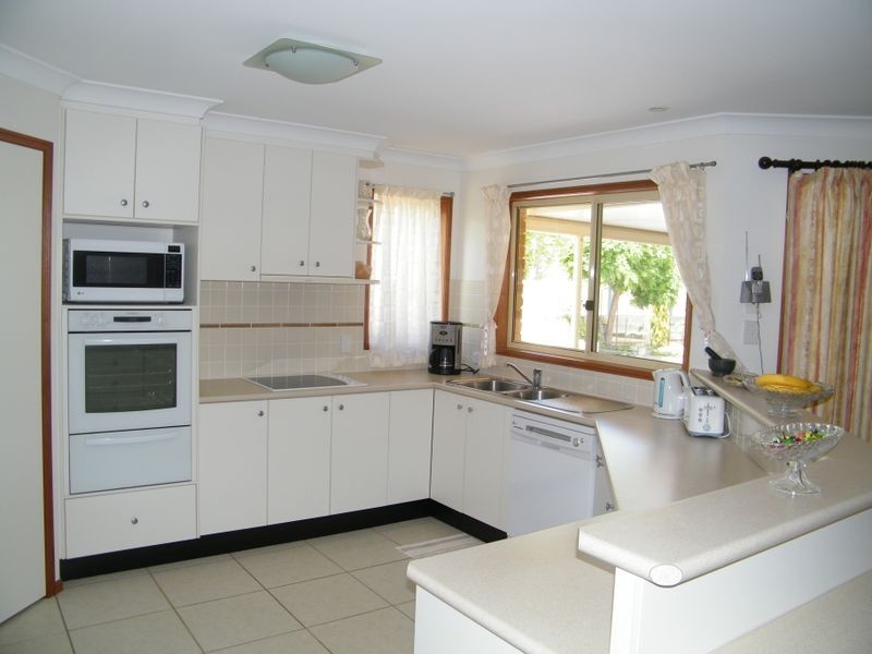 4 Corella Street, Toowoomba QLD 4350