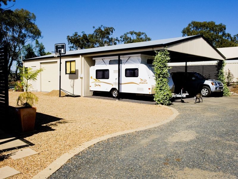 9 Karingal Court, Glenvale QLD 4350