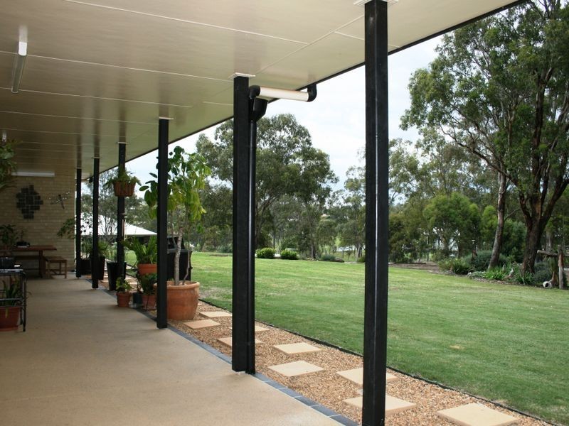 9 Karingal Court, Glenvale QLD 4350