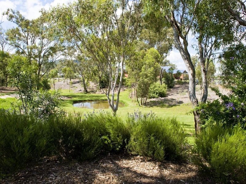 9 Karingal Court, Glenvale QLD 4350