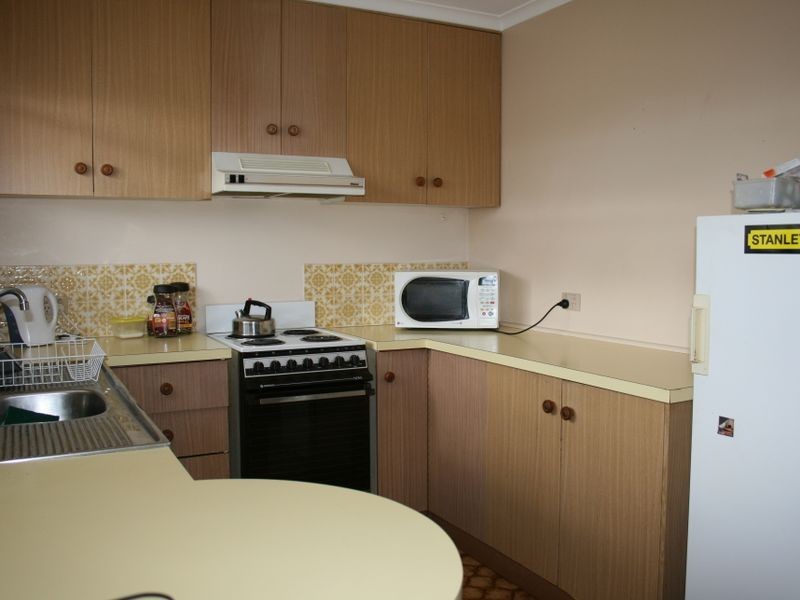 1/4 Burton Street, Toowoomba QLD 4350