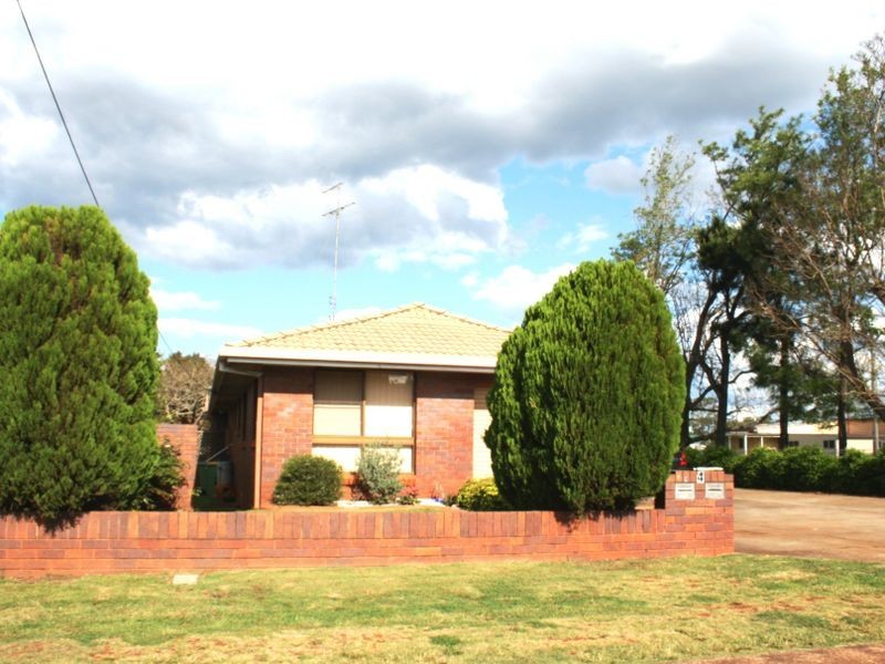 1/4 Burton Street, Toowoomba QLD 4350