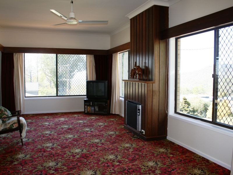 19 Fletcher Street, East Toowoomba QLD 4350