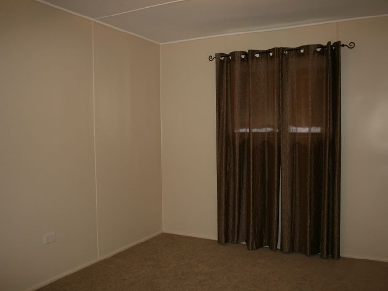 2 Gladstone Street, Toowoomba QLD 4350