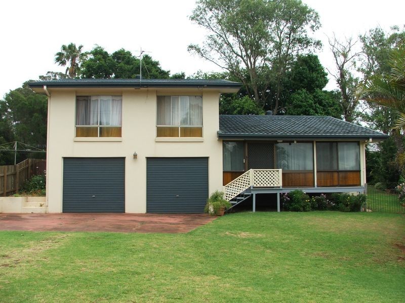 3 Priest Street, Rockville QLD 4350