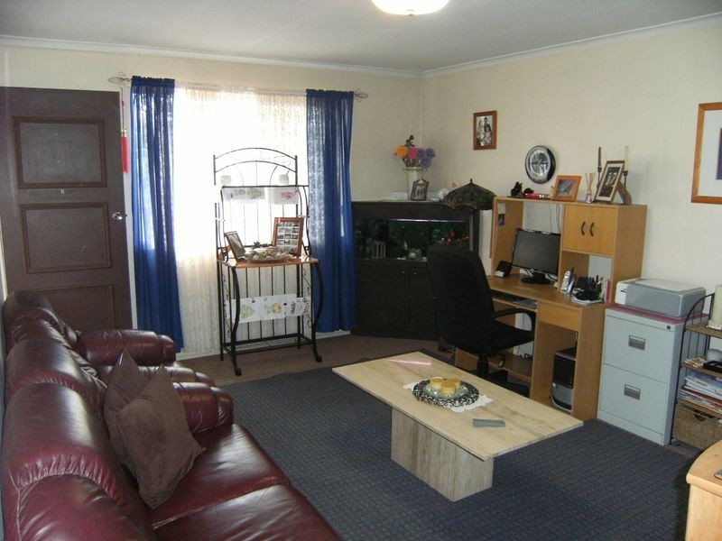12 Tara Street, Wilsonton QLD 4350