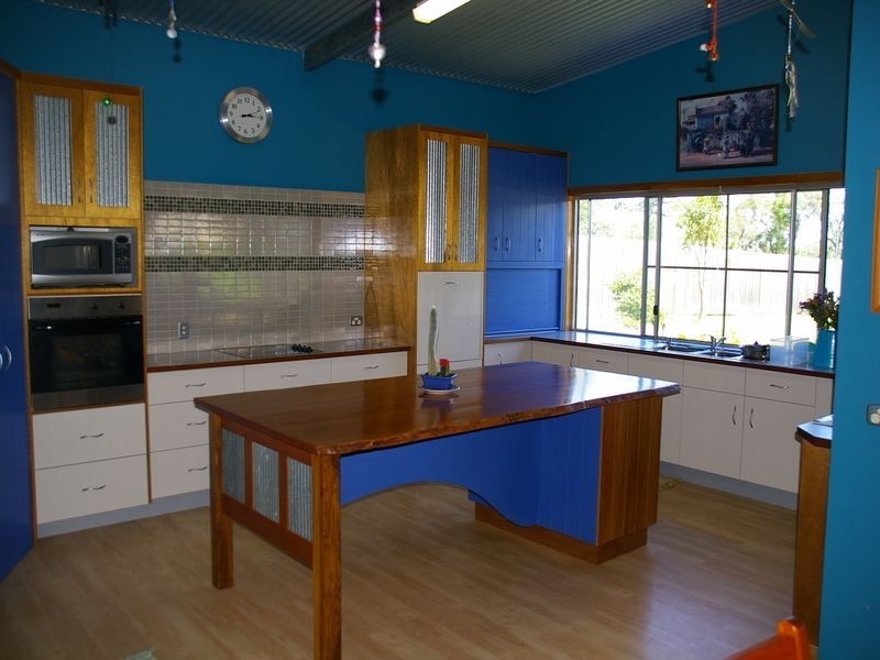 4 Phalaris Court, Meringandan QLD 4352