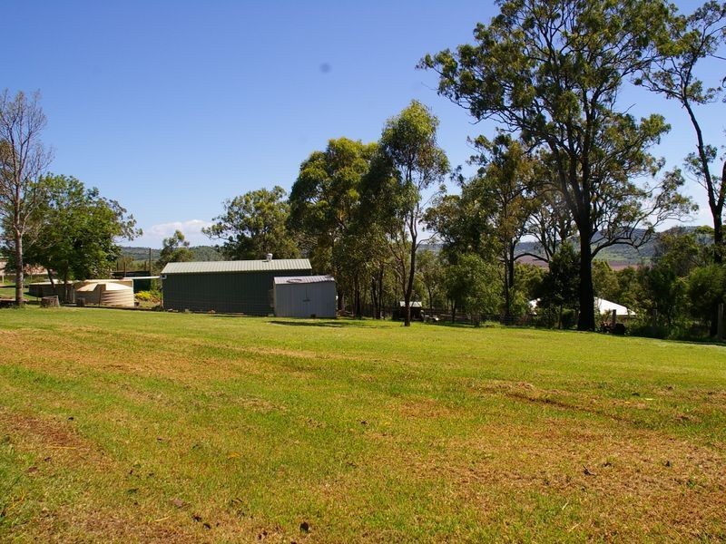 4 Phalaris Court, Meringandan QLD 4352