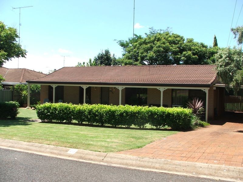 25 Hibiscus Drive, Toowoomba QLD 4350