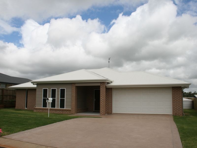 4 Opal Street, Toowoomba QLD 4350