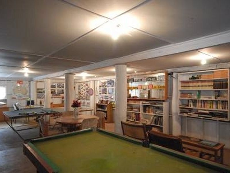 16 Ross Street, Mount Lofty QLD 4350