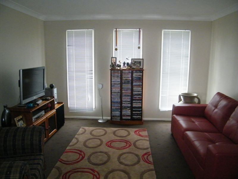 4 Kurrawa Crescent, Glenvale QLD 4350