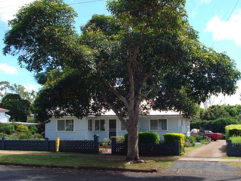 19 Warwick Street, Toowoomba QLD 4350