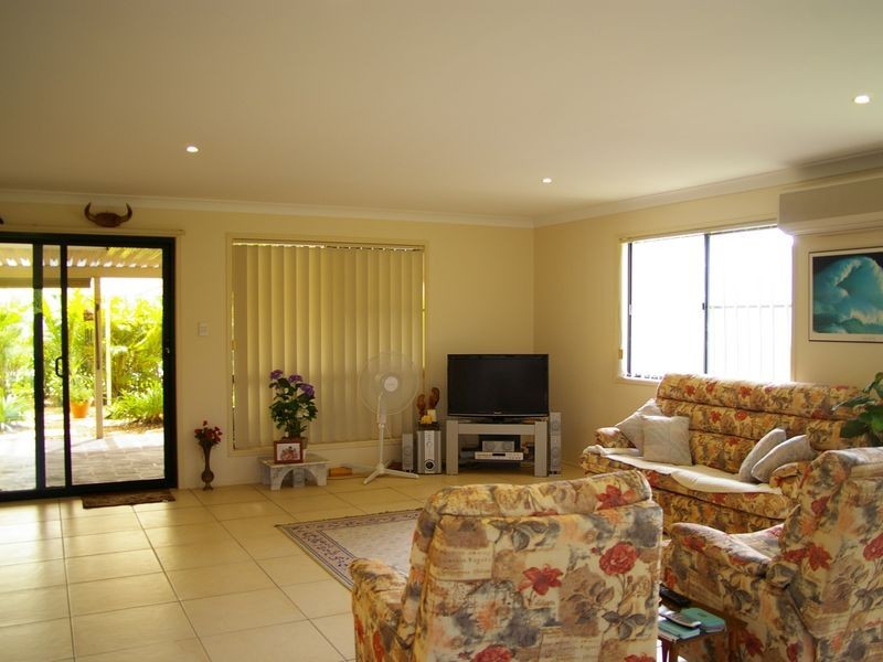 136 Helendale Drive, Helidon QLD 4344
