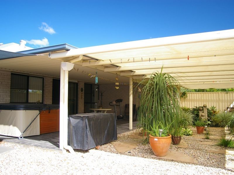 136 Helendale Drive, Helidon QLD 4344