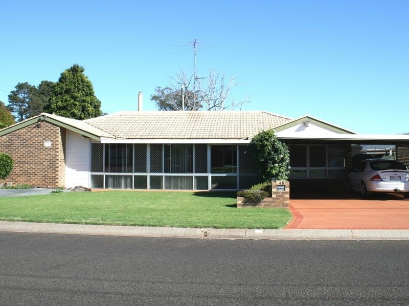 49 Arabian Street, Harristown QLD 4350