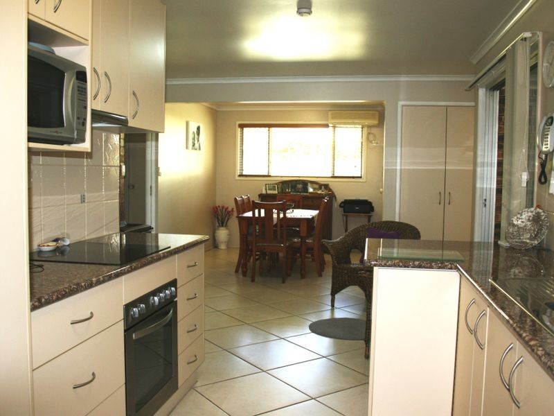 49 Arabian Street, Harristown QLD 4350