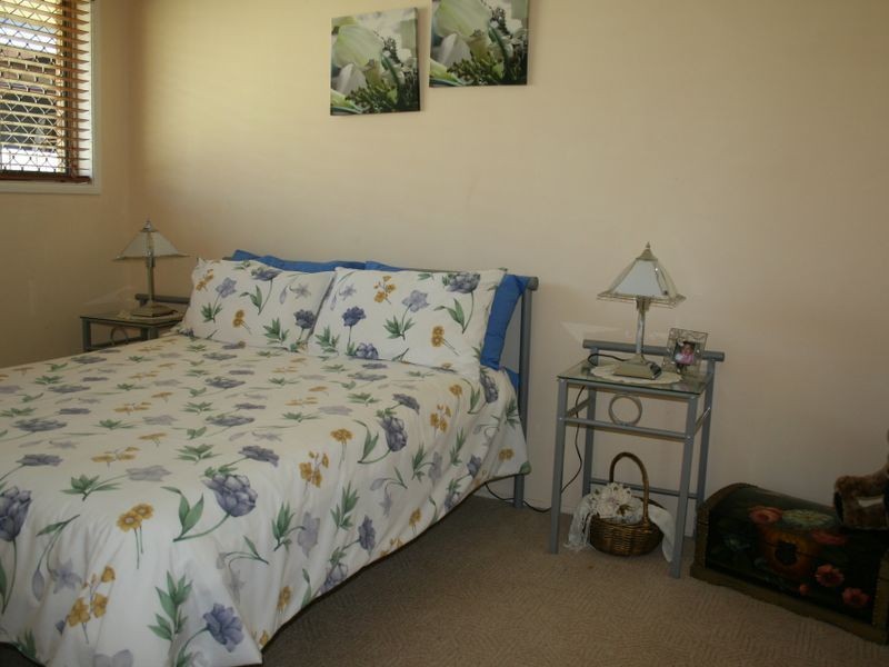 49 Arabian Street, Harristown QLD 4350