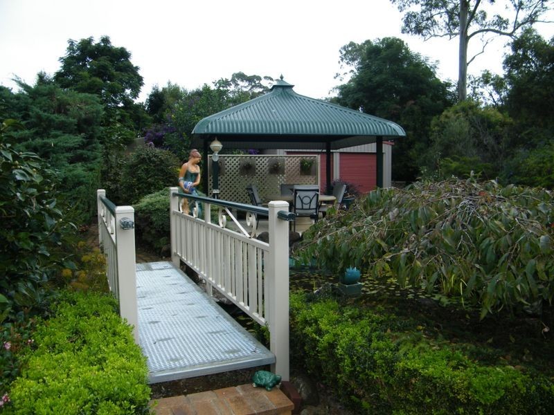 17 Littleton Drive, Highfields QLD 4352