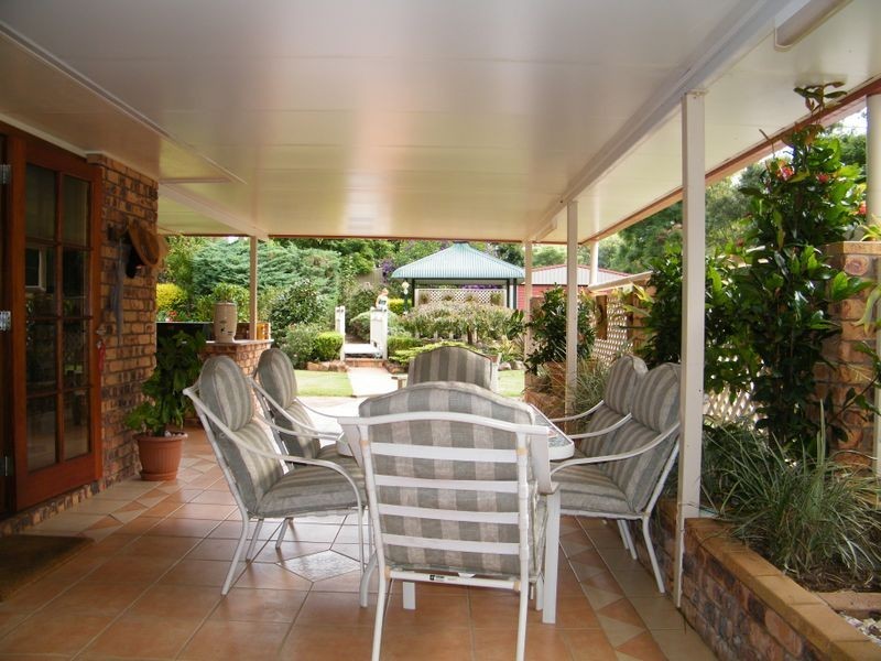 17 Littleton Drive, Highfields QLD 4352