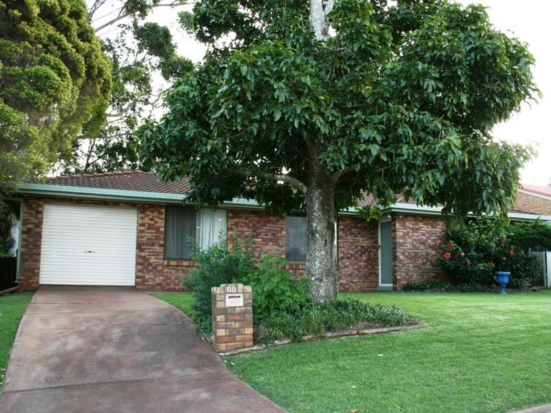 11 Shiraz Crt, Wilsonton QLD 4350