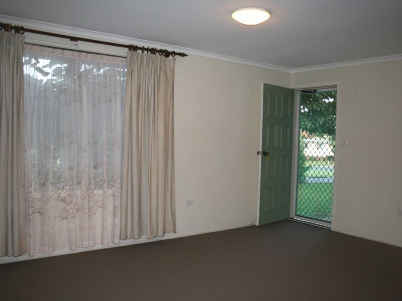 11 Shiraz Crt, Wilsonton QLD 4350