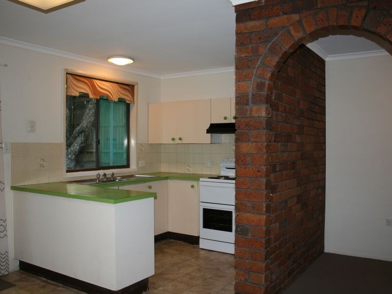11 Shiraz Crt, Wilsonton QLD 4350