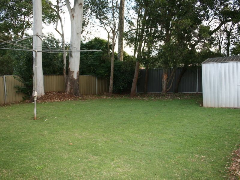 11 Shiraz Crt, Wilsonton QLD 4350