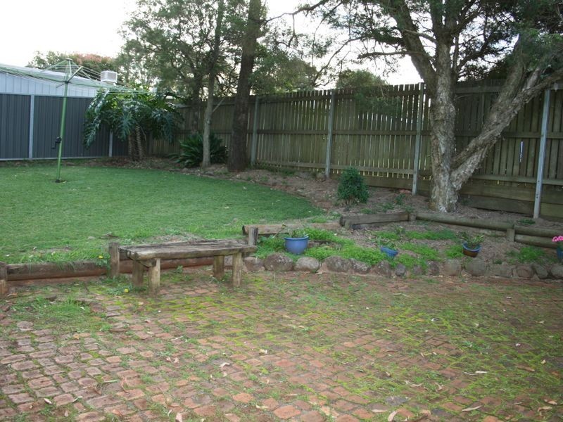 11 Shiraz Crt, Wilsonton QLD 4350