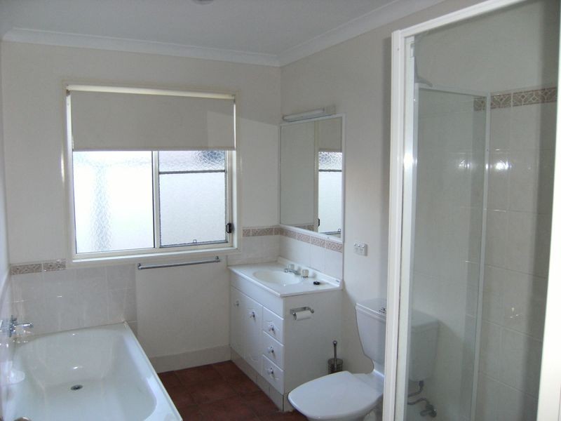 394 West Street, Kearneys Spring QLD 4350