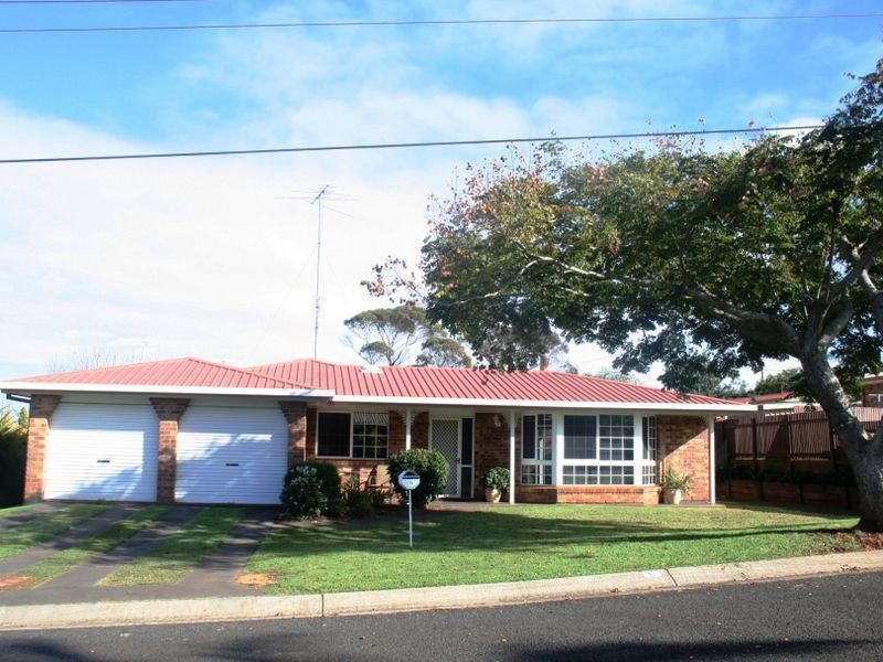 9 Melway Crescent, Harristown QLD 4350