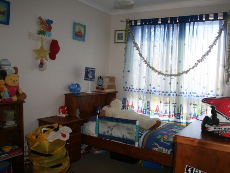 9 Melway Crescent, Harristown QLD 4350