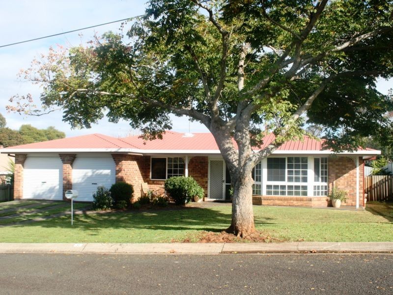 9 Melway Crescent, Harristown QLD 4350