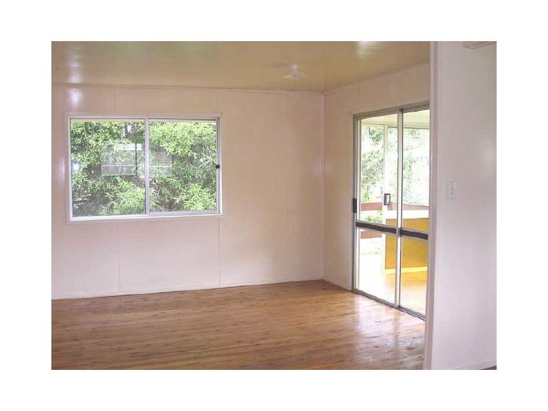 9 Noll Street, Kearneys Spring QLD 4350