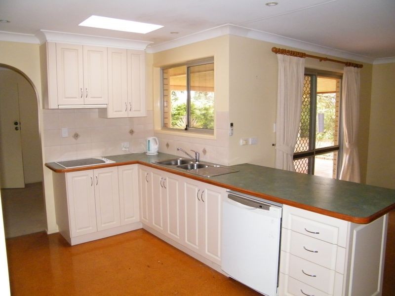 7 Margot Court, North Toowoomba QLD 4350